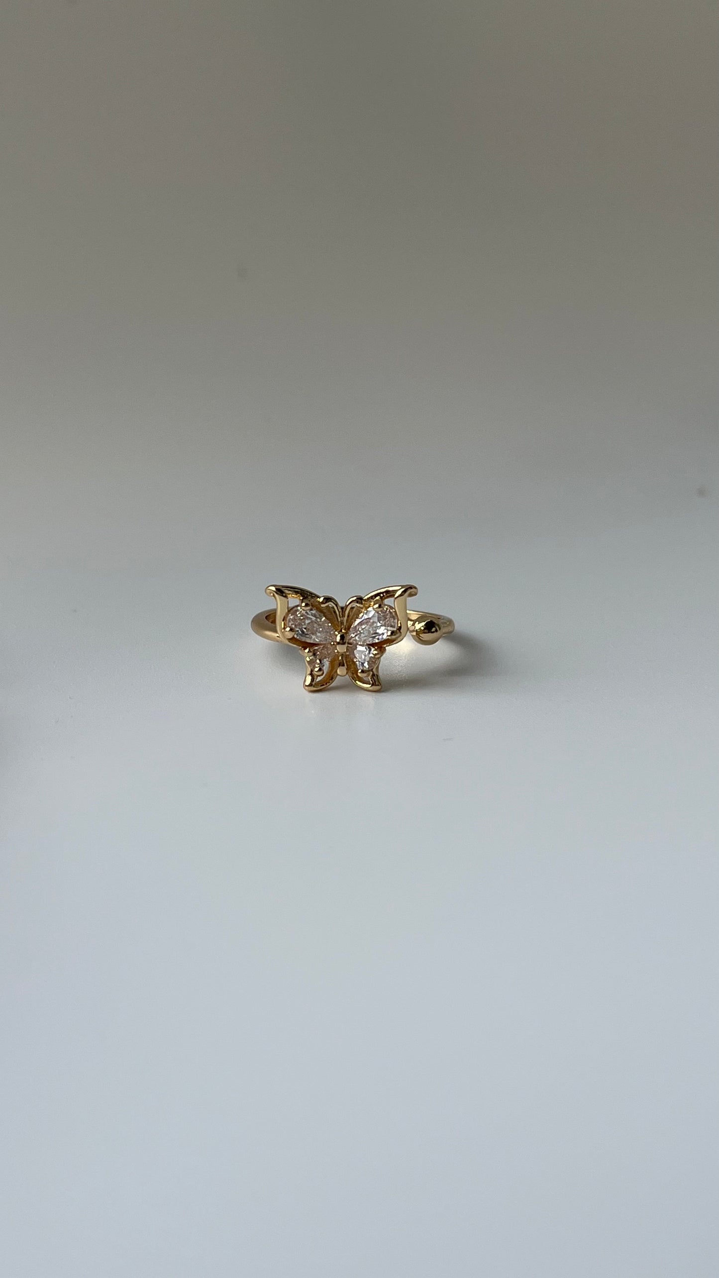 Minimalistic Butterfly Diamond Ring