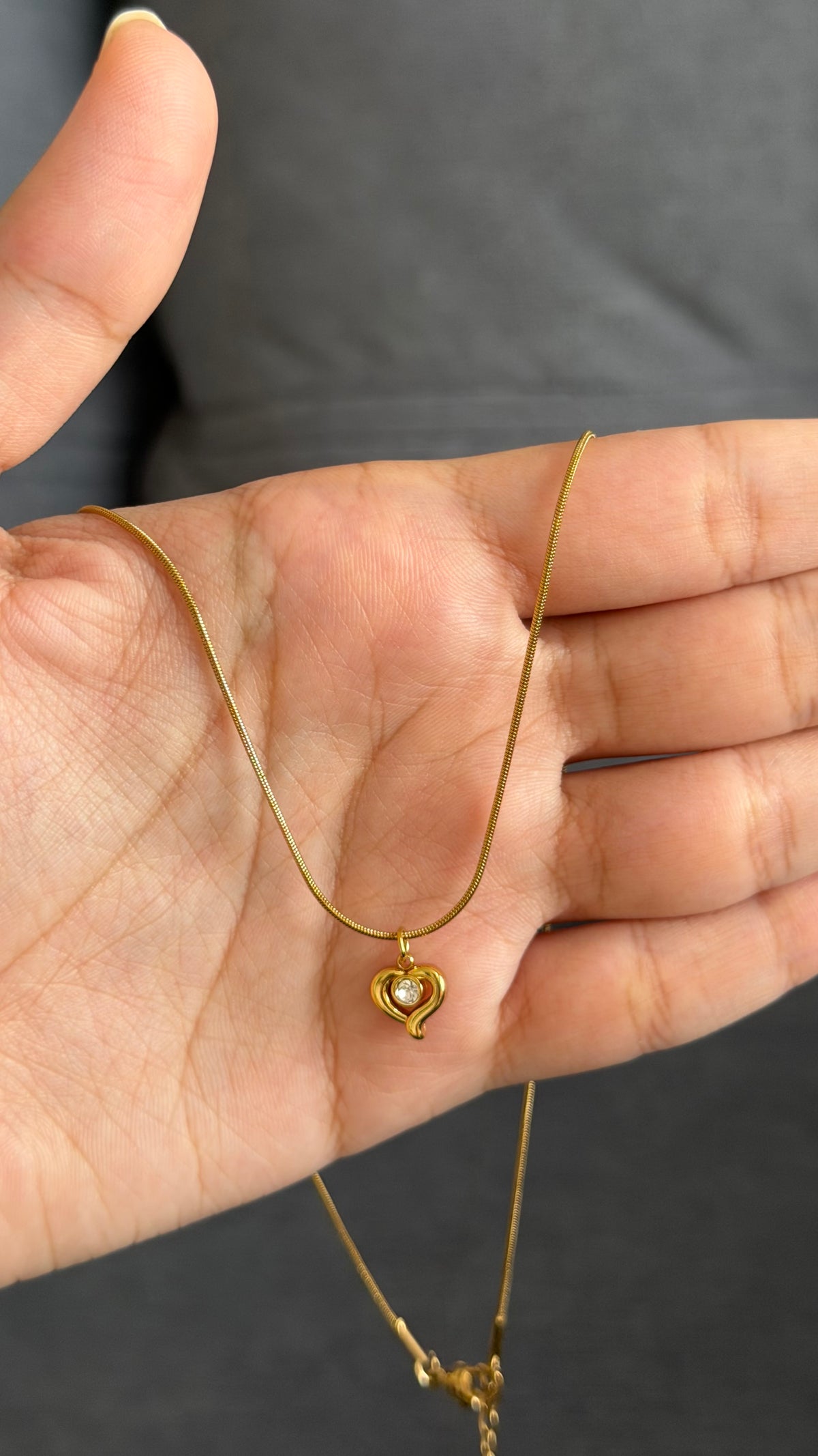 Heart single stud necklace A