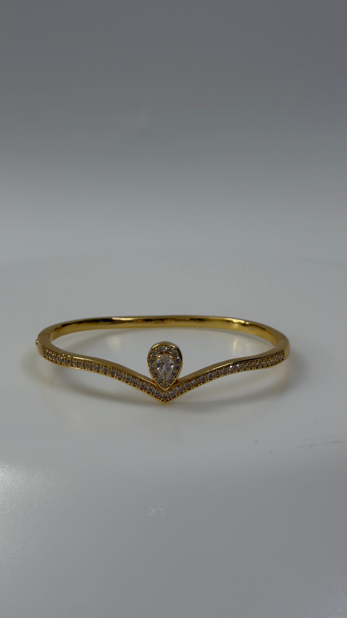 Bracelet B