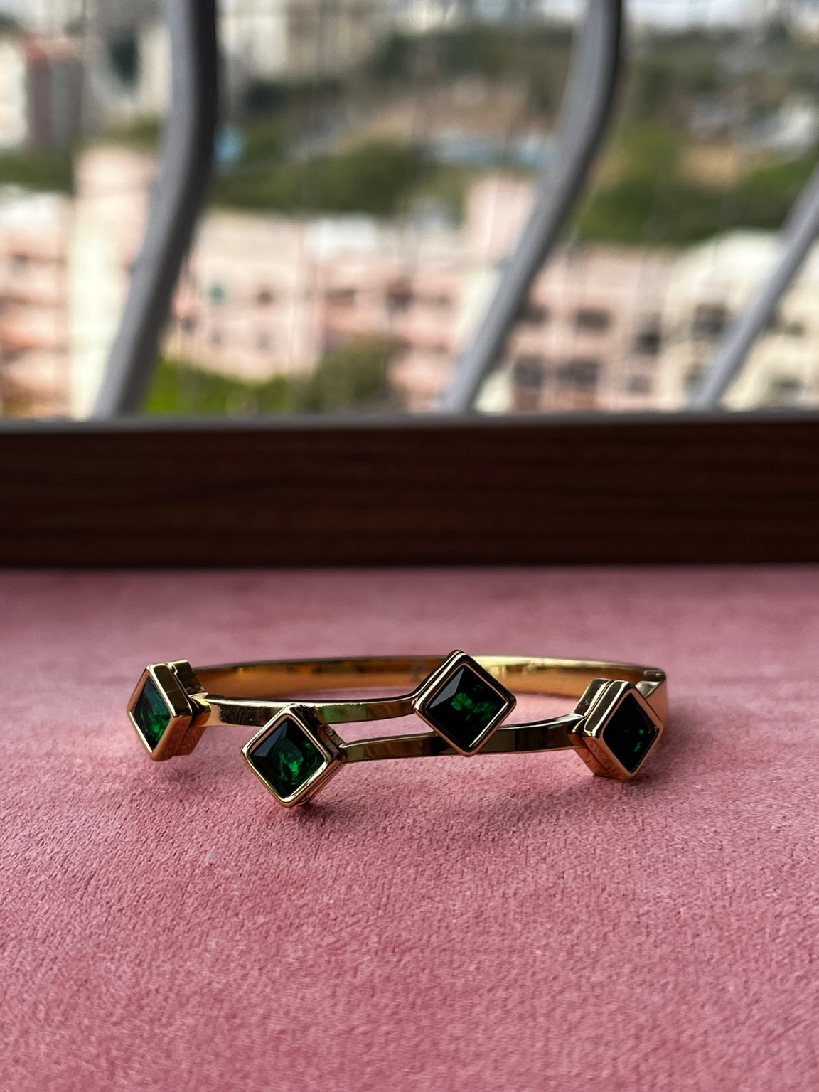 Green Emerald Glow Bracelet