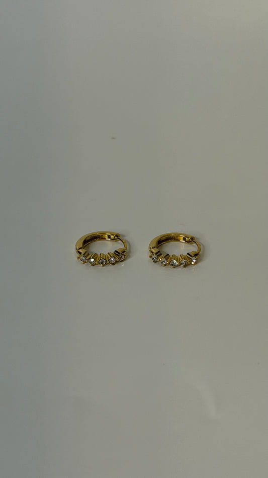Minimal studded shaped Diamond Gold Studded Earrings P