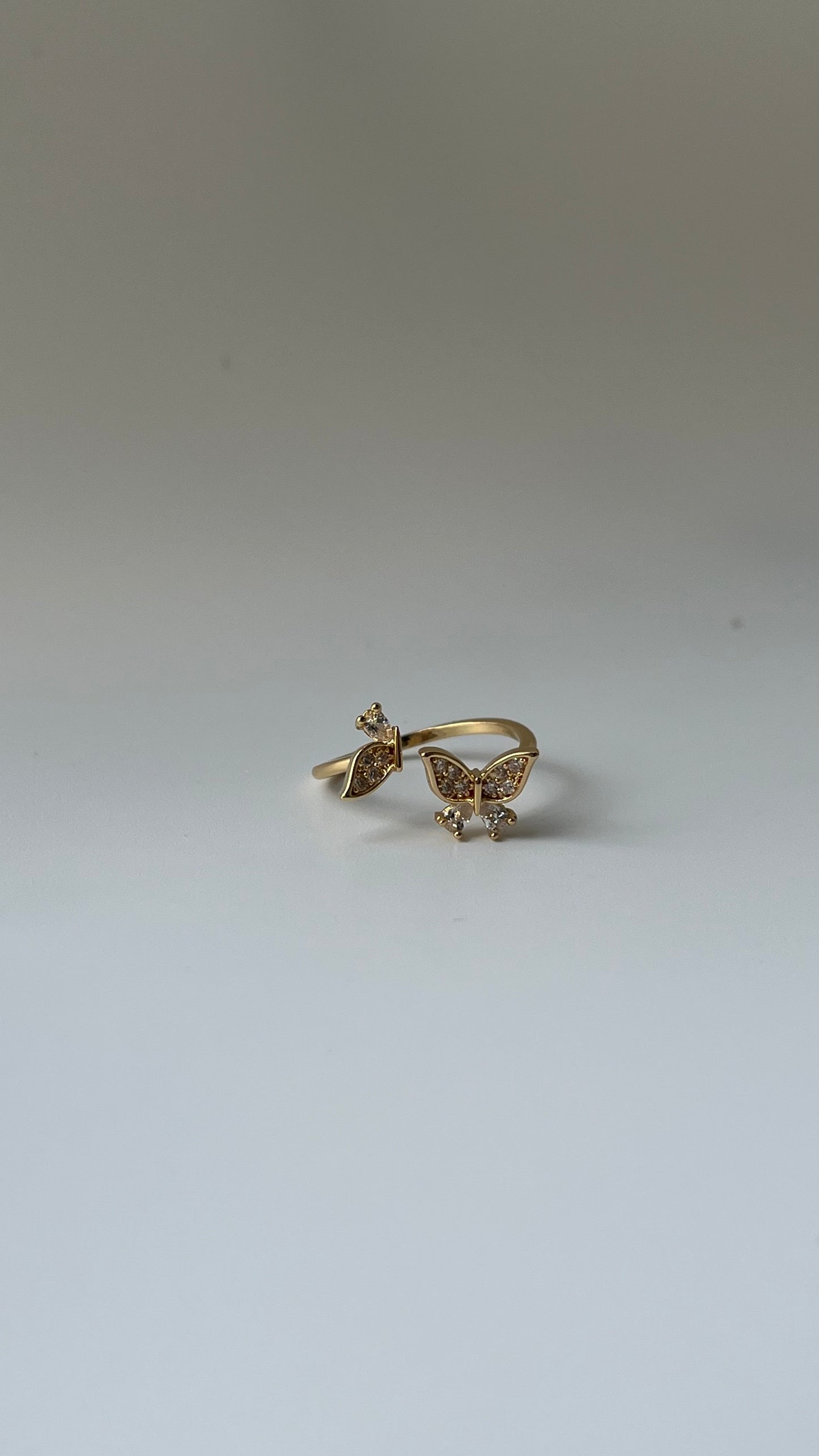 Minimalistic Butterfly leaf Ring