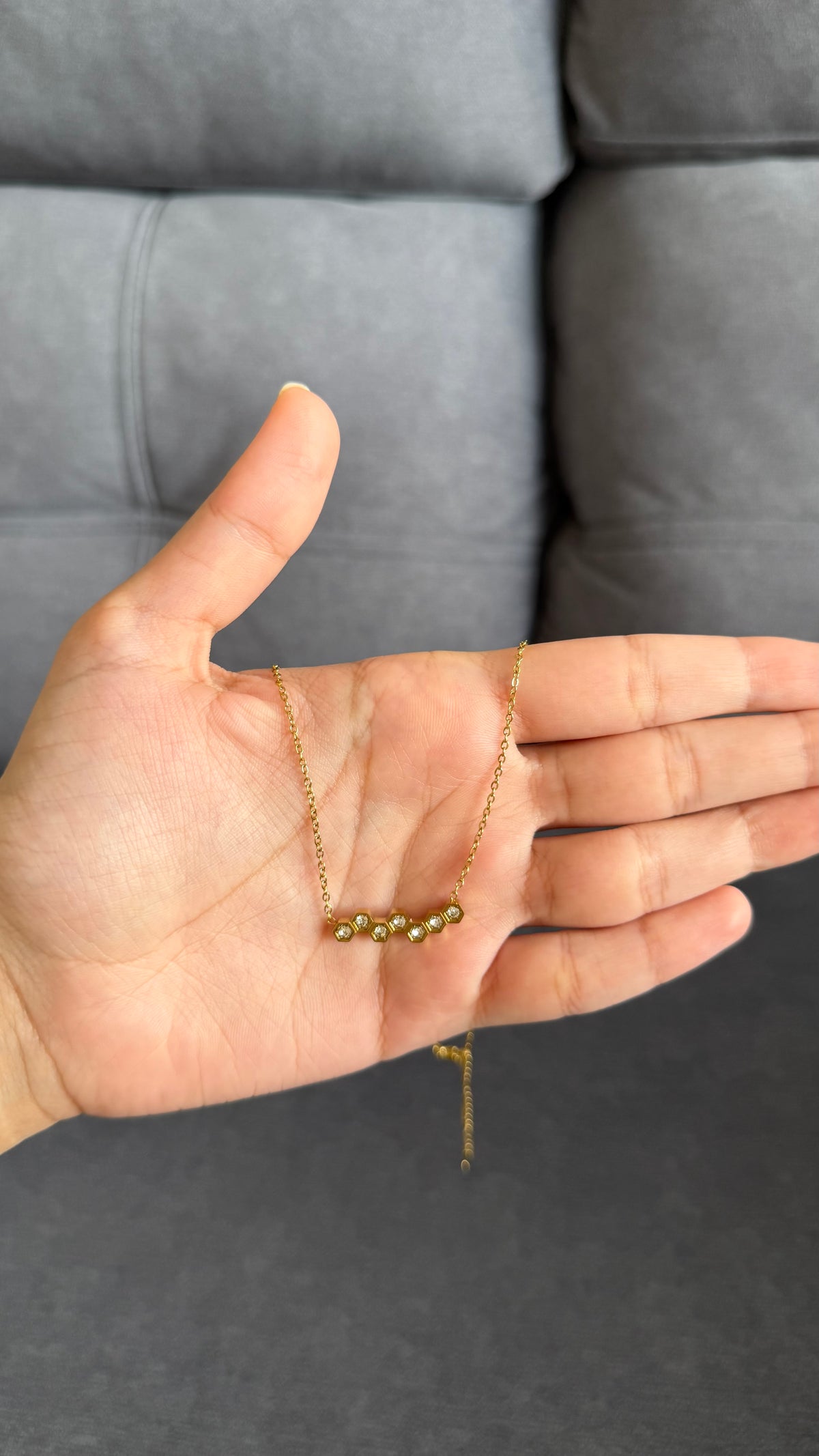 Multi studded shaped necklace