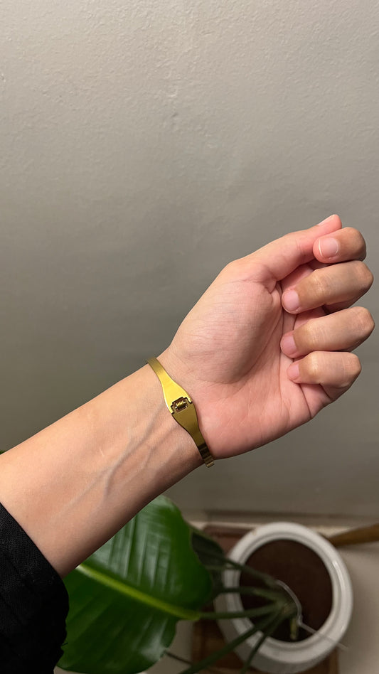 Leaf shaped Cuff Bracelet