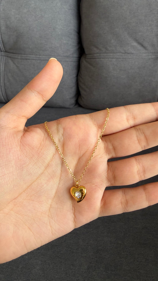 Heart single stud necklace B
