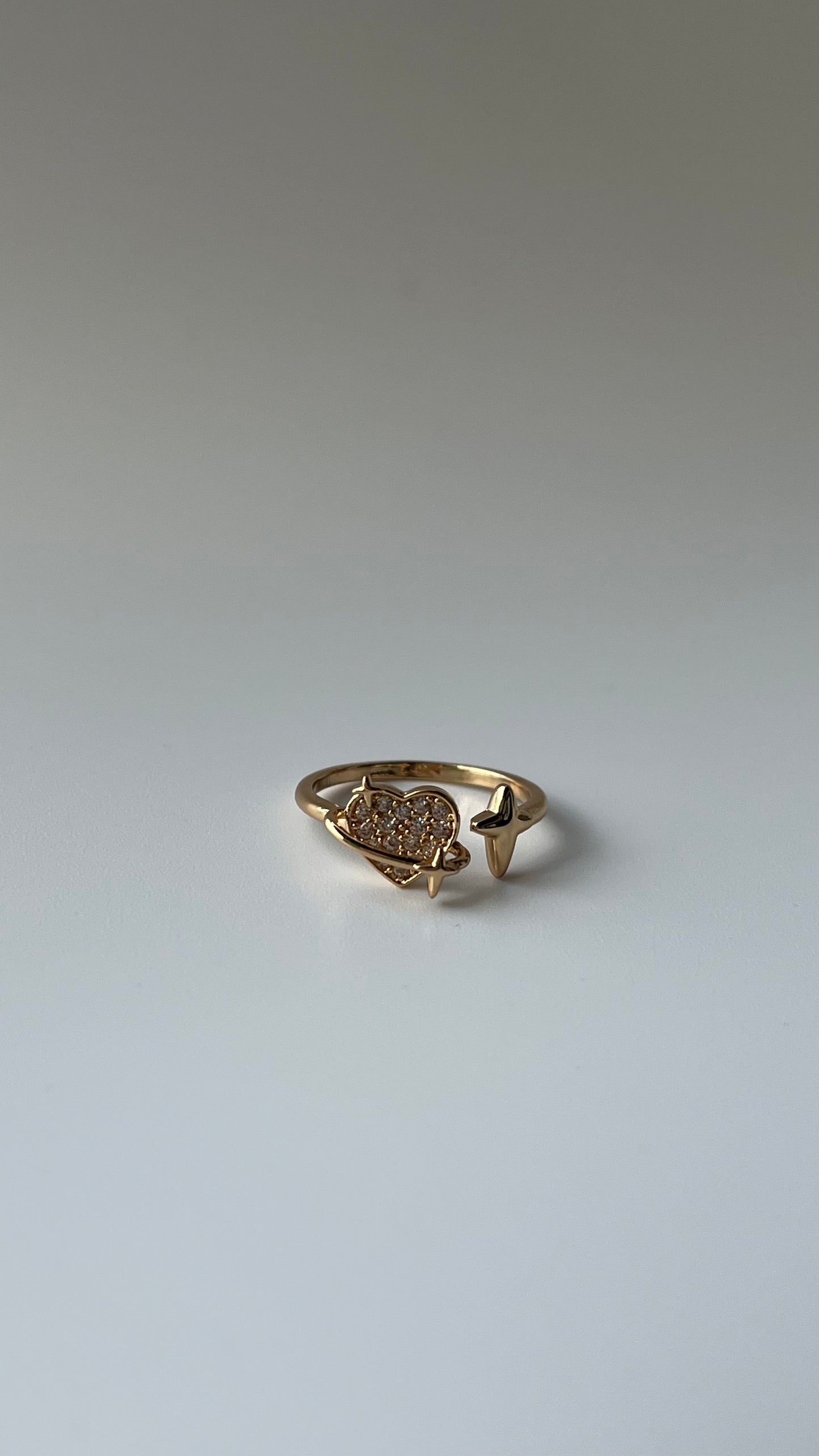 Minimalistic Heart Ring