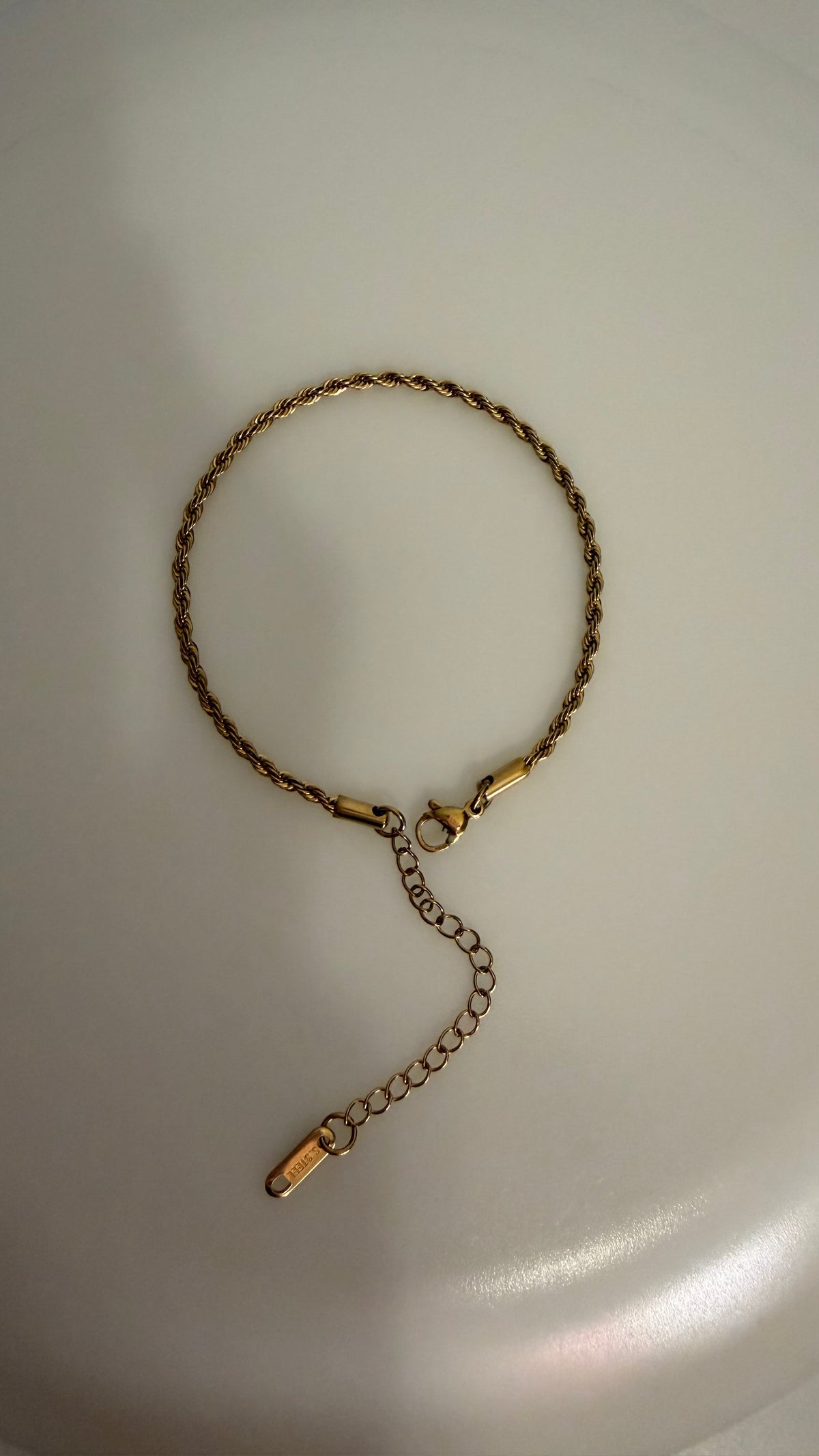 Sleek Chain Bracelet