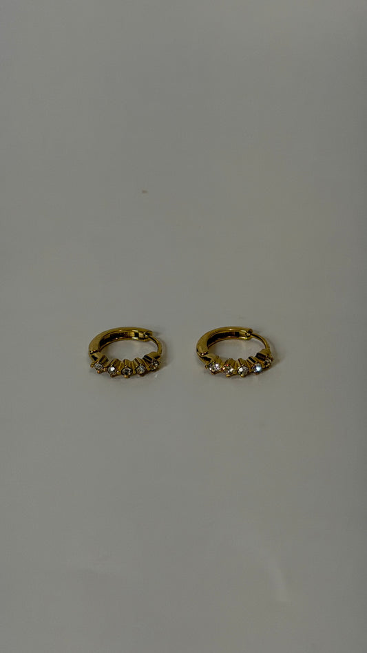 Minimal studded shaped Diamond Gold Studded Earrings P