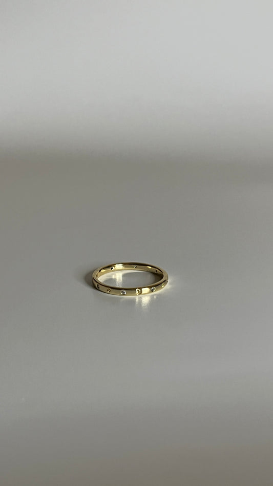 Minimal Dainty Ring (16.55mm)