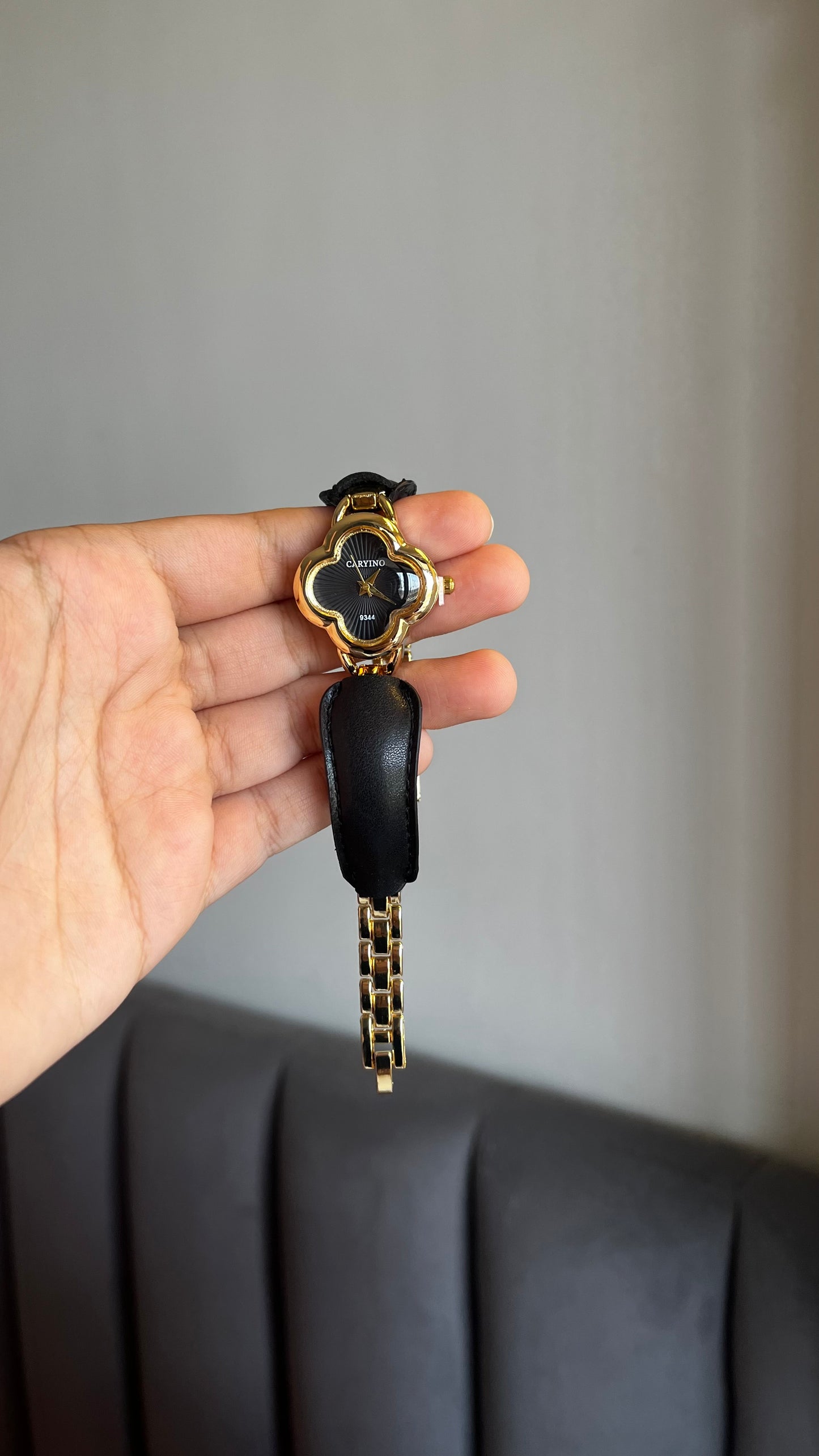 Midnight Bloom Clover Watch
